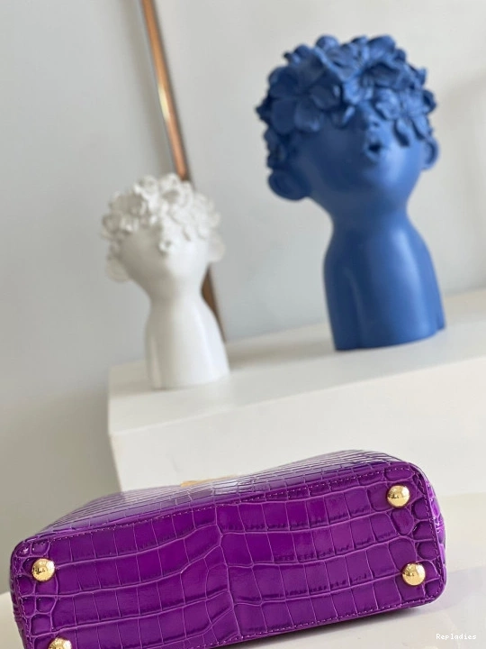 Rep ladies LOUIS BB VUITTON CAPUCINES 0810